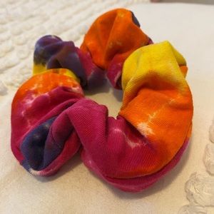 Handmade Tie Dye Scrunchie in Size L
